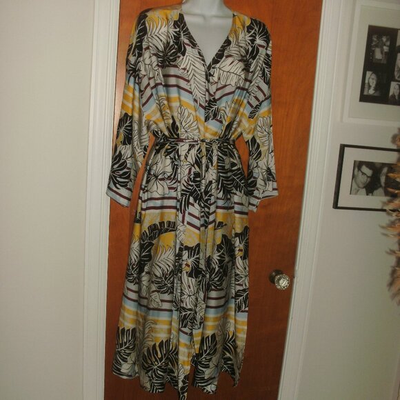 H&M Long Silky Tropical Print Kimono Robe Beach Cover Up with Attached Ties ~ M - Picture 2 of 5